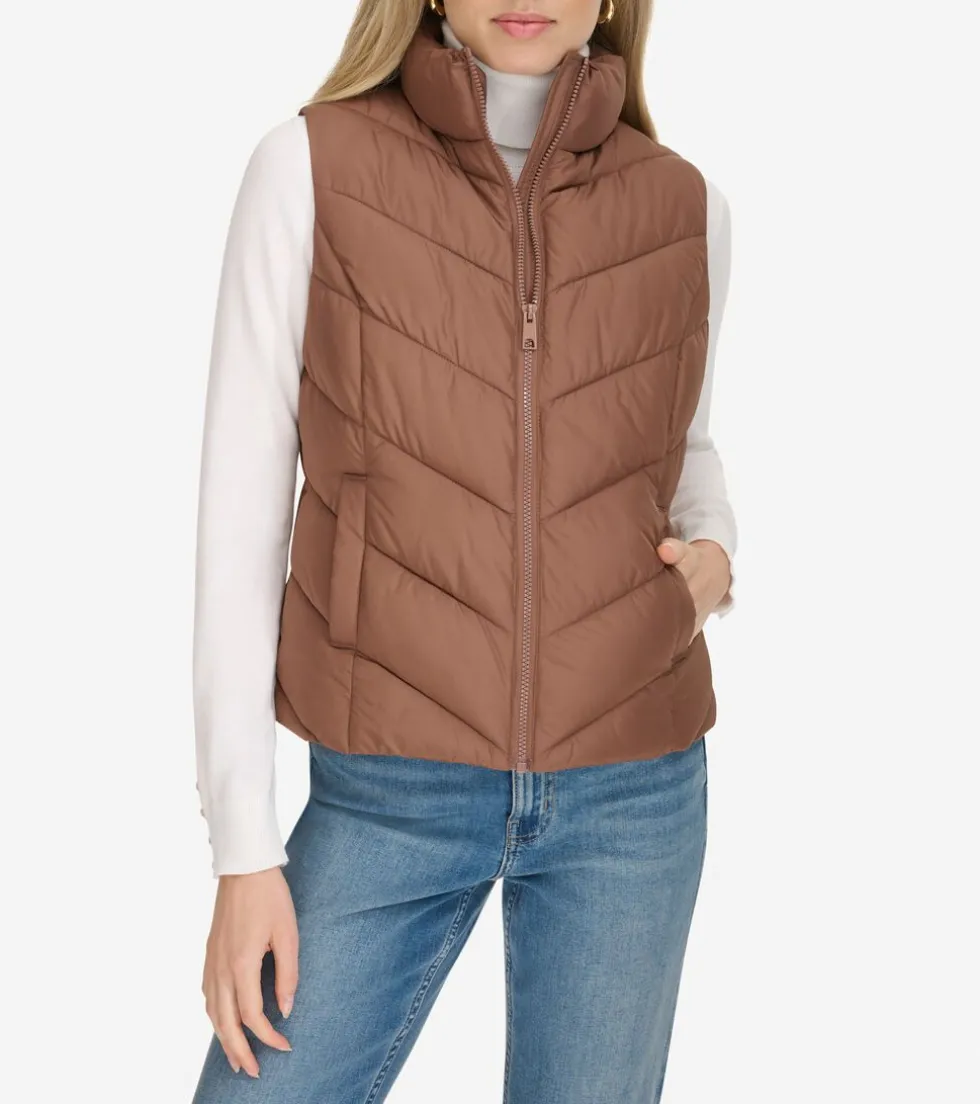 chevron-polyfill-zip-front-ves-XeTSbkvQ-0.webp Outlet Cole Haan Chevron Polyfill Zip Front Vest Toffee
